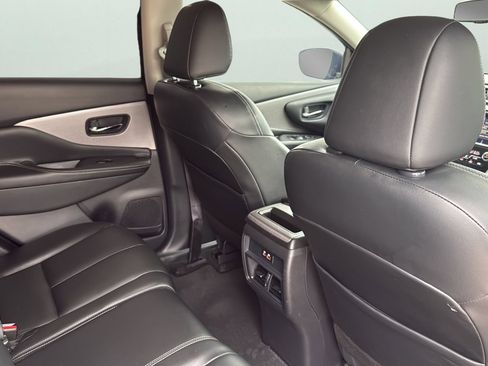 Used 2024 Nissan Murano SV w/ SV Midnight Edition Package FWD image 27
