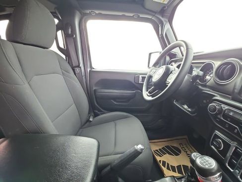Used 2023 Jeep Wrangler Willys image 15