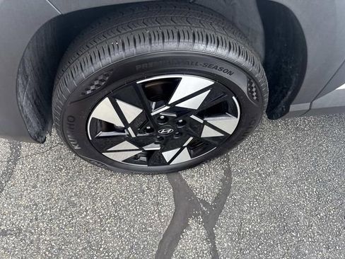 Used 2025 Hyundai Kona SEL image 21