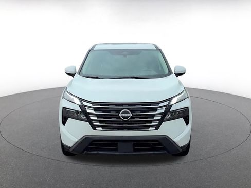 Used 2025 Nissan Rogue SV FWD image 4