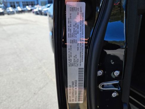 New 2026 RAM 2500 Tradesman AWD/4WD image 16
