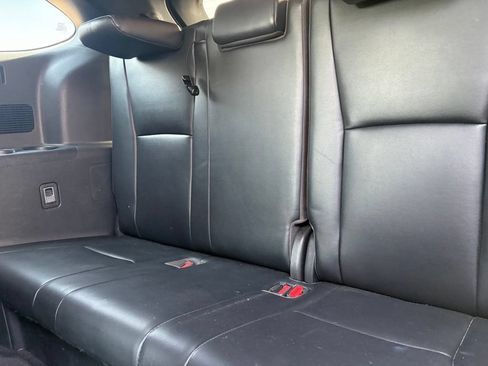 Used 2021 Toyota Highlander XSE FWD image 13