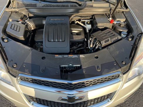 Used 2015 Chevrolet Equinox LT w/ Driver Convenience Package image 38