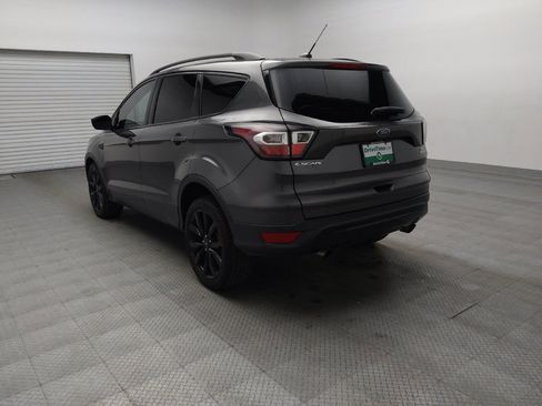 Used 2017 Ford Escape SE w/ Equipment Group 201A FWD image 5