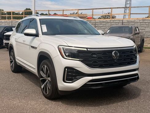 Used 2024 Volkswagen Atlas SEL Premium R-Line AWD/4WD image 7