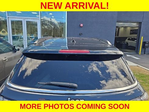 Used 2018 Jeep Compass Limited image 10