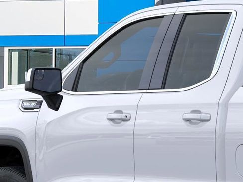New 2026 GMC Sierra 1500 SLE RWD image 38