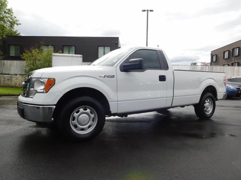 Used 2012 Ford F150 XL w/ XL Decor Group RWD image 4