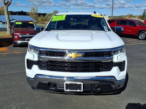 Used 2023 Chevrolet Silverado 1500 LT image 2