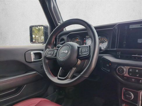 Used 2024 Jeep Wrangler Unlimited Rubicon 392 AWD/4WD image 30
