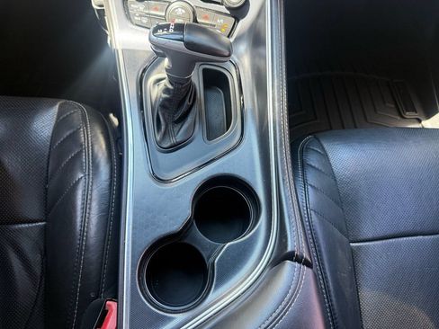 Used 2015 Dodge Challenger SRT w/ Technology Group RWD image 31