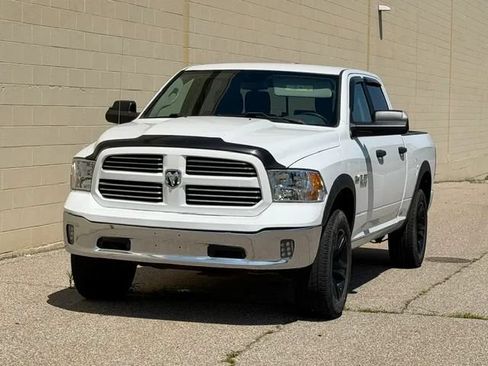 Used 2017 RAM 1500 Outdoorsman AWD/4WD image 36