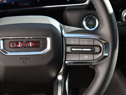 New 2026 GMC Canyon Elevation w/ Convenience Package image 16