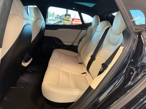Used 2022 Tesla Model S Standard Range image 21