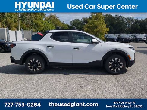 New 2026 Hyundai Santa Cruz SE image 8