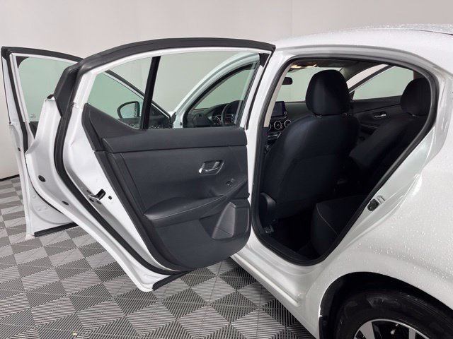 Used 2020 Nissan Sentra SV FWD image 38