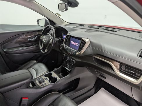 Used 2019 GMC Terrain Denali w/ Advanced Safety Package FWD image 17