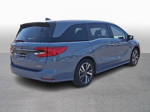 Used 2024 Honda Odyssey Touring image 4