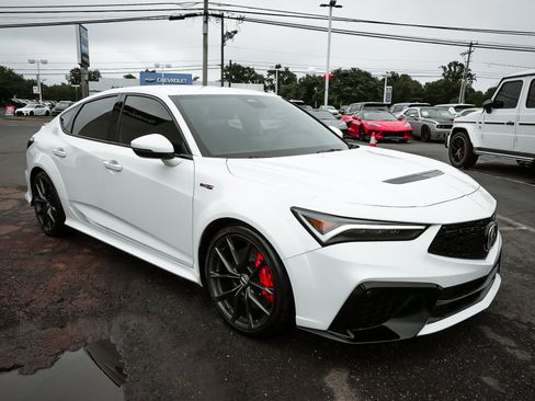 Used 2025 Acura Integra Type S FWD image 3