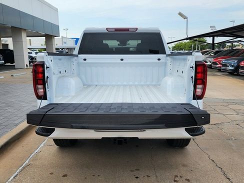 New 2026 GMC Sierra 1500 Elevation image 47