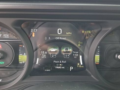 Used 2024 Jeep Wrangler Unlimited AWD/4WD image 19