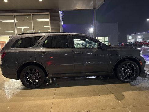Used 2024 Dodge Durango R/T w/ Blacktop Package image 9