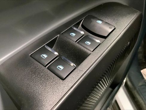 New 2026 Ford Maverick XL AWD/4WD image 17