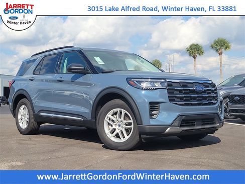 Certified 2025 Ford Explorer Active image 1