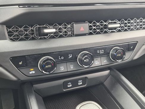 Used 2025 Honda Accord SE image 18