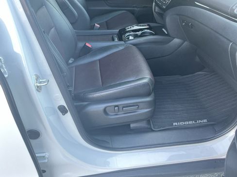 Used 2023 Honda Ridgeline Black Edition image 32