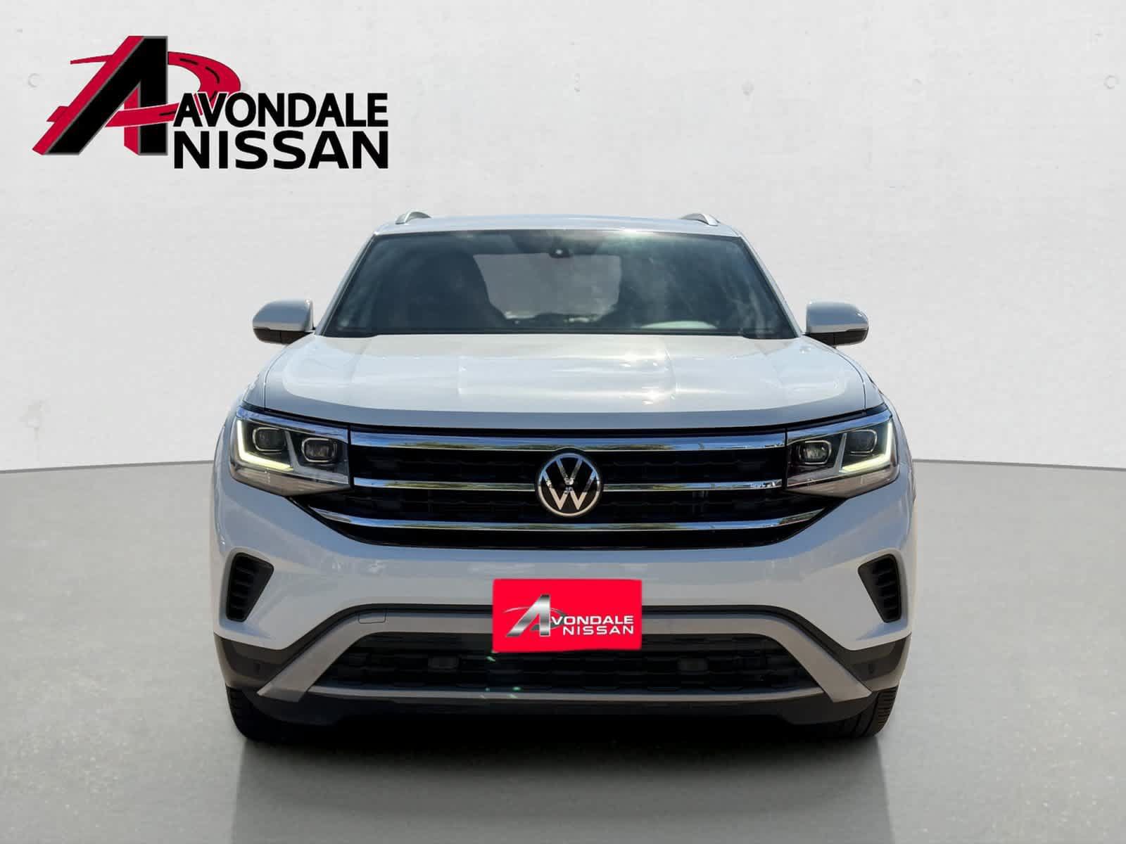 Used 2021 Volkswagen Atlas Cross Sport SE w/ Panoramic Sunroof Package FWD image 9