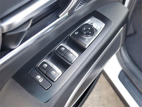 Used 2022 Kia Telluride EX w/ EX Premium Package image 18