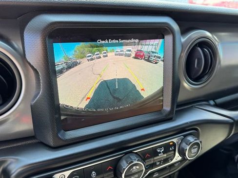 Used 2022 Jeep Wrangler Unlimited Sport AWD/4WD image 29