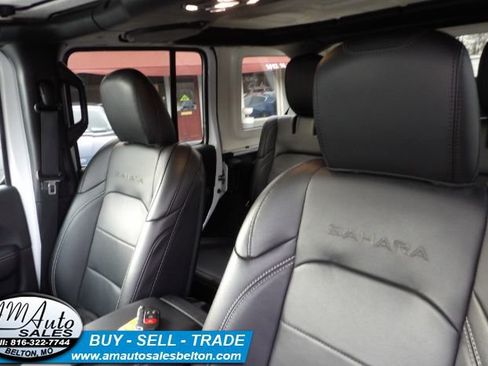 Used 2023 Jeep Wrangler Sahara w/ Cold Weather Group AWD/4WD image 26