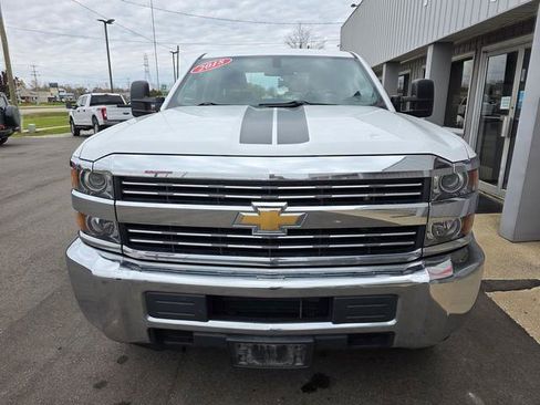 Used 2018 Chevrolet Silverado 2500 W/T w/ Snow Plow Prep Package image 3