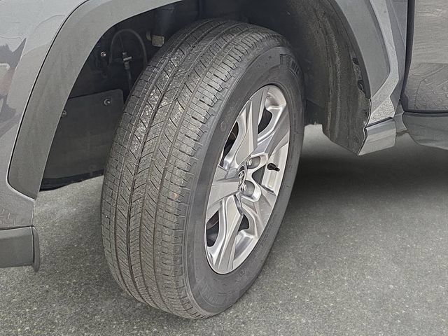 Certified 2025 Toyota RAV4 XLE AWD/4WD image 31