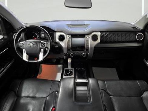 Used 2018 Toyota Tundra Platinum AWD/4WD image 29