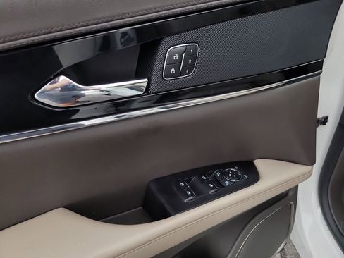 Certified 2023 Lincoln Nautilus FWD w/ Premium Package image 14