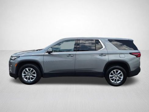 Used 2023 Chevrolet Traverse LS w/ Safety Package AWD/4WD image 7