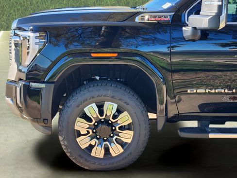 New 2026 GMC Sierra 2500 Denali w/ Denali Reserve Package AWD/4WD image 6
