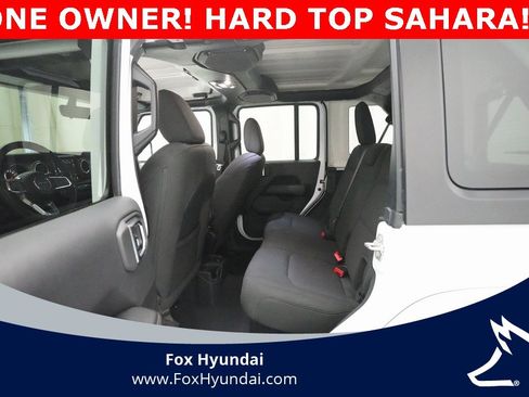 Used 2023 Jeep Wrangler Sahara image 15