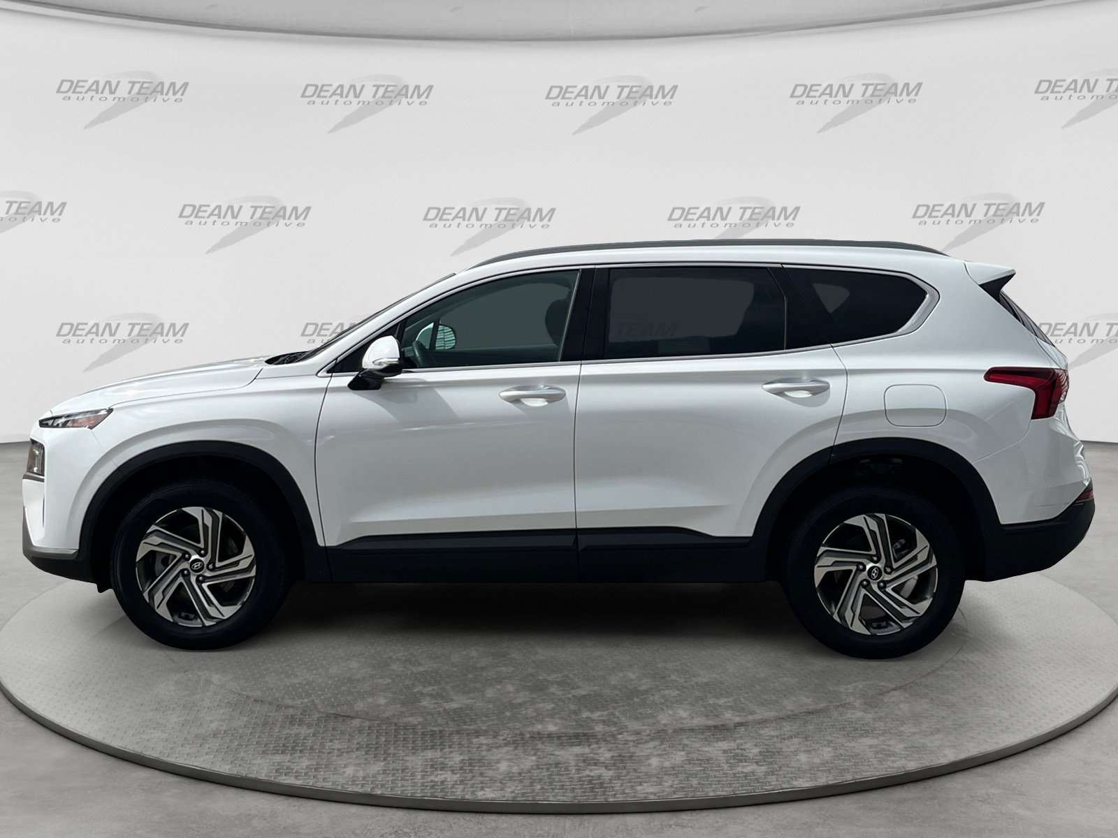 Used 2023 Hyundai Santa Fe SEL AWD/4WD image 4