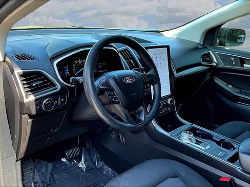 Certified 2021 Ford Edge SE FWD image 19