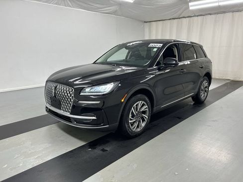 Used 2023 Lincoln Corsair AWD w/ Equipment Group 101A image 5