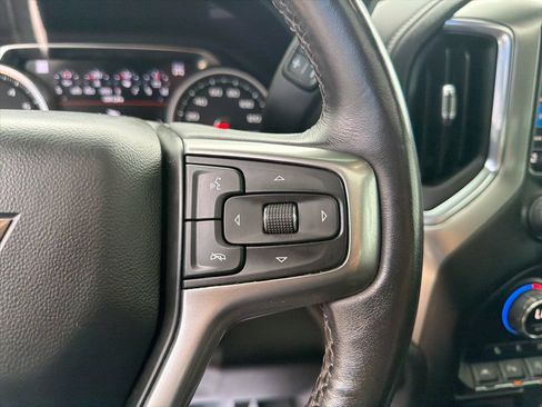 Used 2022 Chevrolet Silverado 1500 LTZ w/ LTZ Premium Package AWD/4WD image 25