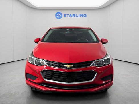 Used 2018 Chevrolet Cruze LS image 15