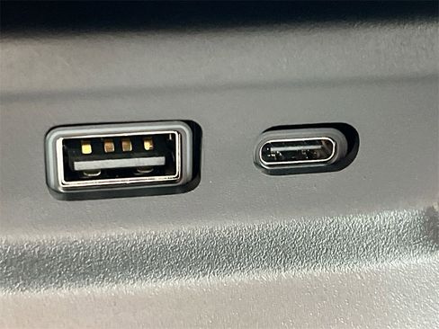 New 2026 GMC Terrain Denali w/ LPO, Floor Liner Package image 28