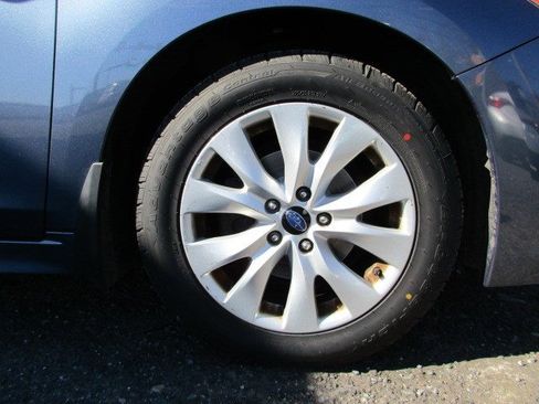 Used 2015 Subaru Legacy 2.5i Premium image 11