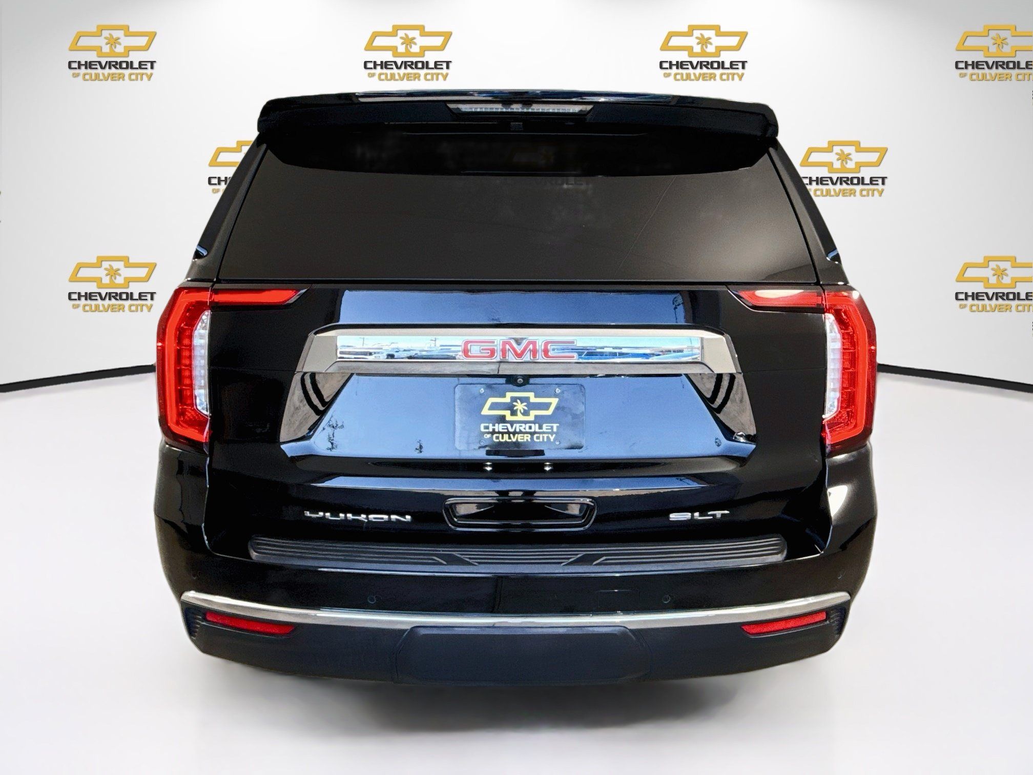 Used 2023 GMC Yukon XL SLT RWD image 7