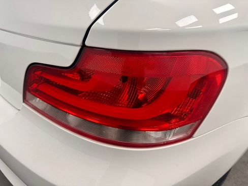 Used 2013 BMW 128i Convertible RWD image 23